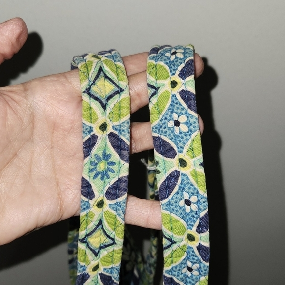 VGEC Vera Bradley Blue/lime Green Flora Shoulder Tote🥰 - Picture 4 of 5